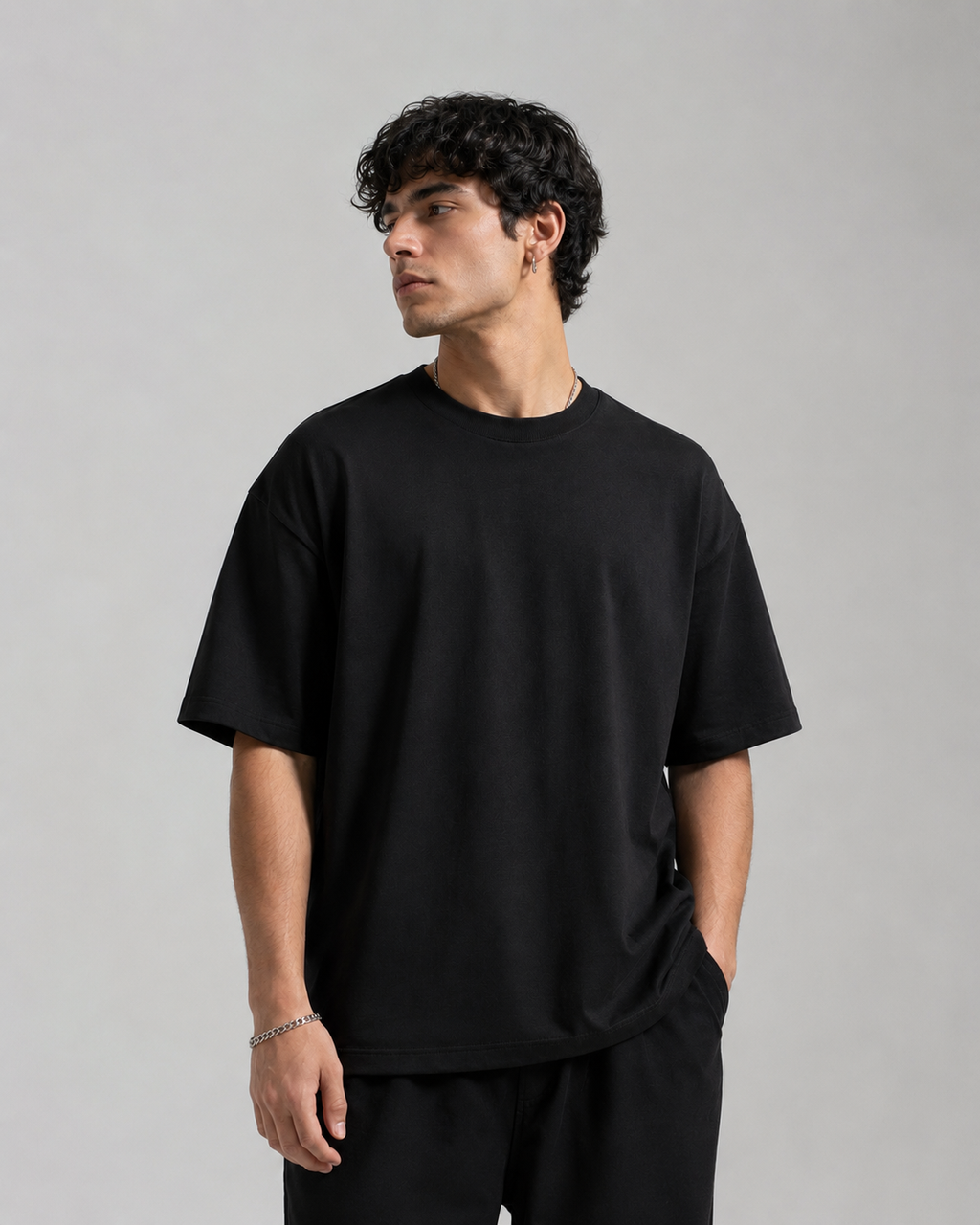 Polo básico oversize en cuello redondo